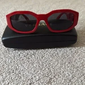 Versace | Accessories | Versace Bold Red Sunglasses With  display picture 3
